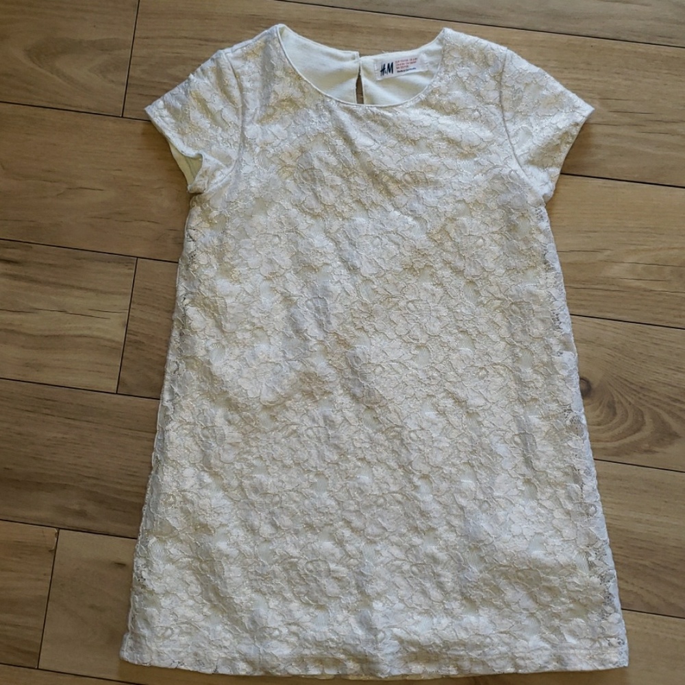 Girls dress
